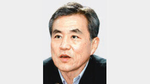 “지지율 1~2%가 경선 희화화… 제거해야” 이상돈 발언 파문