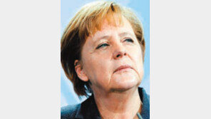 [프랑스, 좌파 올랑드 시대]끈끈했던 메르코지… ‘메르콜랑드’는?