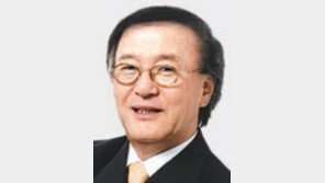 윤윤수 휠라코리아 회장 테니스 명예의 전당 공동의장에