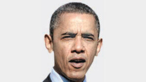 “롬니는 일자리 잡아먹은 흡혈귀”… “오바마는 경제를 모르는 대통령”