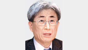 복거일 “강의 왜곡-방조”… 이대생-총장 고소