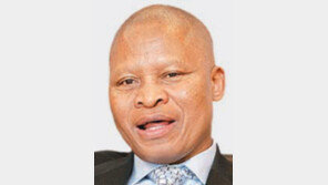 “사형제 폐지 등 결정 반발 많았지만 헌재는 여론아닌 헌법으로 판단해야”