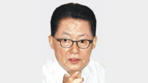 [오늘 민주당 대표 선출]‘이-박 연대’ 논란 박지원, 36일간 비대위원장 마감