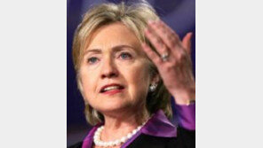 美클린턴 “한국 외교관 김혜진, 영원히 잡아두고 싶다”