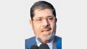 이집트 첫 민선대통령 무르시 당선