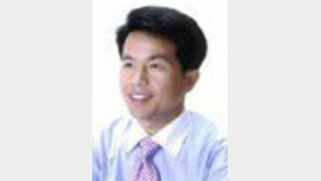 대형마트 건축허가 안 내준 지자체장 기소