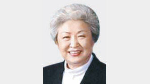 ‘여성 지위 향상 공헌’ 이연숙씨 국민훈장 동백장