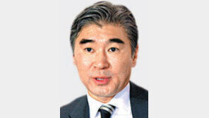 성 김 대사 “고달픈 기러기 아빠 탈출”