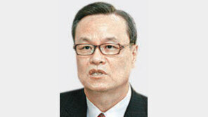 인명진 “朴은 신문도 안보나”