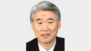 송별회 가진 안택수 신보 이사장 퇴임 이틀전 돌연 1년 연임, 왜?