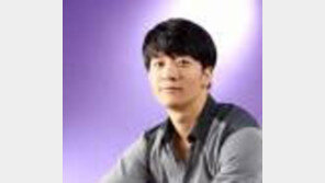 [뉴스 파일]가수 알렉스 음주운전 불구속 입건