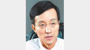 “쫀득쫀득한 느낌 나는 스마트폰 개발하라”