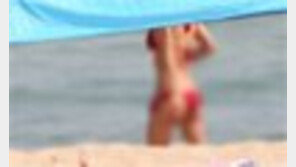 ‘찰칵’ 해운대서 수영복 차림女 몰래 촬영한 男