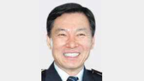 경찰위 상임위원 한진희 씨