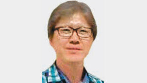 [신문과 놀자!/뉴스 속 인물]희귀병 백색증 딛고 교단에 “장애아들에 희망 줄 때 가장 행복”