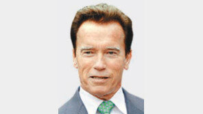 美 명문 USC에 ‘슈워제네거 연구소’ 생긴다