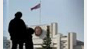 탈출 시도 발각돼 숙청? 급박한 사정에 잠적? 사라진 北외교관 어디에…