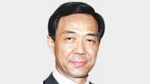 보시라이는 무사히 넘어갈까