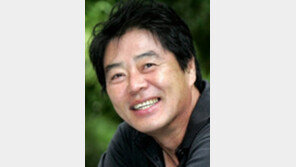 ‘오동잎’ 가수 최헌 암 투병 중 별세…향년 64세 