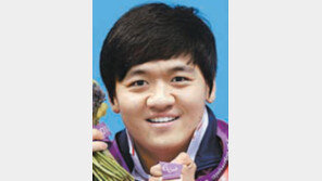 [신문과 놀자!/뉴스 속 인물]“물속에선 장애가 없었죠” 희귀질환 이겨낸 금메달   