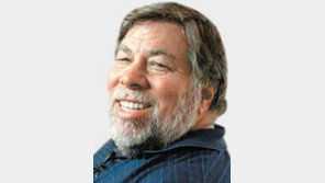 애플 공동창업자 워즈니악은 삼성편?