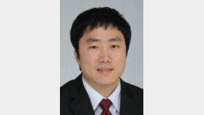 [@뉴스룸/이재명]어설픈 쇄신 경쟁이 치를 대가