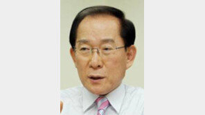이회창 “문 후보는 스스로 빛 못 내는 달”