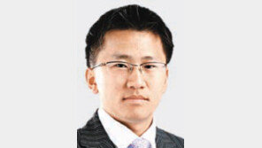 [기자의 눈/장원재]거꾸로 가는 대선, 입다문 안철수