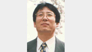 [기고/정목일]손으로 쓴 종이편지가 그립다