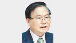 李대통령, 새 헌재소장 이동흡씨 지명…박근혜 당선인과 상의