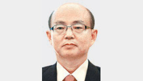 임기말 靑이 왜 직접… ‘안창호 미스터리’