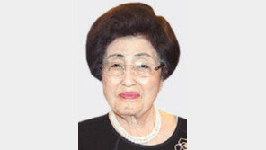 이희호 여사 “굶주리는 북한 아이들 보면 잠 안와”