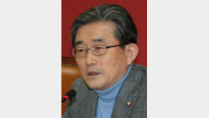 이한구 “개헌하겠다는 뜻, 정치권 다같이 공감”