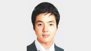 [기자의 눈/강경석]김병관 ‘영예로운 제복’에 먹칠 말라