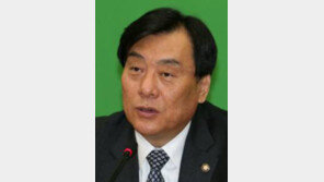 박기춘 “朴대통령 담화, 70년대 개발독재식”