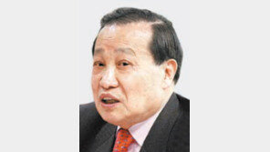 새 방통위원장 친박계 이경재