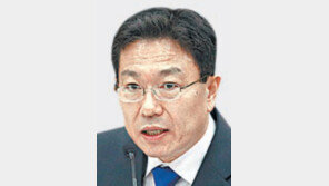 윤상직 산업장관 “손톱밑 가시 뽑기 최우선”