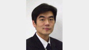 [@뉴스룸/홍수용]두 1941년생의 민원