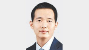[경제계 인사]김승연 회장 장남 김동관씨 한화큐셀 마케팅실장 선임
