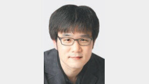 [기자의 눈/장강명]민주, 對與싸움 중에도 집안 싸움