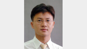 [@뉴스룸/차지완]‘스마트폰 중독’ 늪을 파는 부모들