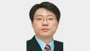 [기자의 눈/이종훈]새누리-서울시, 무상교육 토론방식 볼썽사나운 핑퐁게임