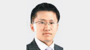 [기자의 눈/장원재]기업하기 좋은 환경 만든다던 정부 숙제 검사하듯 투자-고용 압력만…