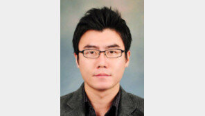 [기자의 눈/윤완준]‘최고 존엄’만 나오면… 北의 비정상