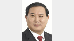 [기고/박보환]쓰러진 나무를 그대로 두는 이유