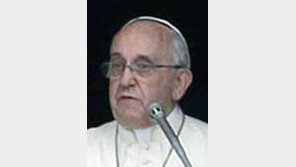 “멈춰라 제발 멈춰라” 교황의 간절한 호소