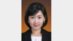 사이드미러 넓어 다루기 편리… 7명 타면 넉넉, 9명 타면 답답