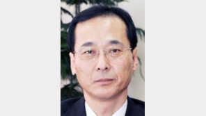 윤갑한 현대車사장…“통상임금 확대, 기업생존 위협… 산업전체가 붕괴될 수도 있어”