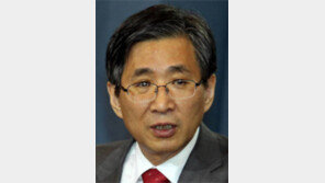 조원동 前수석 “피케티 이론 한국 안맞아… 중산층 복원 더 신경써야”