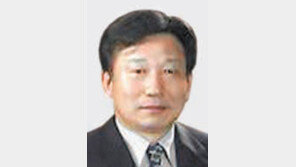 산업기술시험원 원장 이원복씨